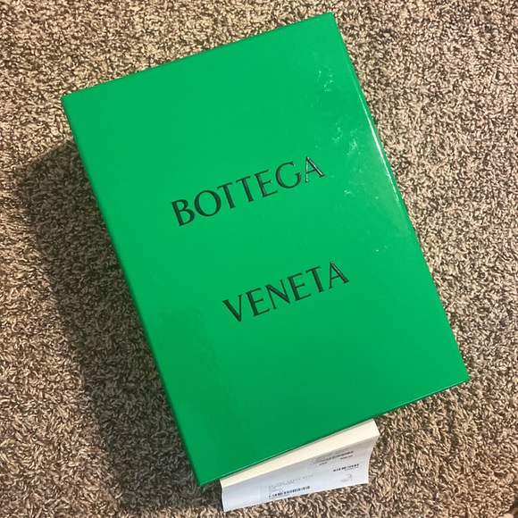 BOTTEGA VENETA SHOES - Picture 11 of 11